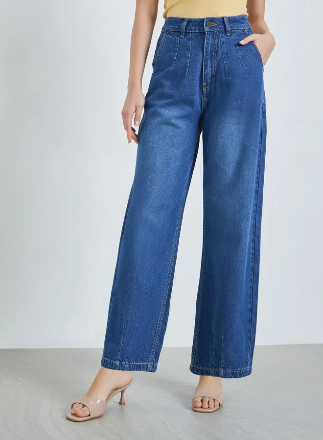 Styli Women Barrel Fit Jeans with Dart Detail